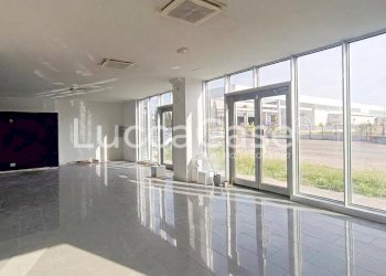 Commercial Premises Ospedaletto - photo 1