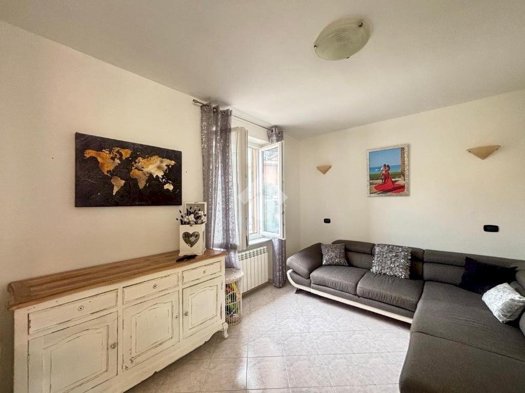 Four-room apartment Via Enrico Mattei, Sant'Olcese - photo 2