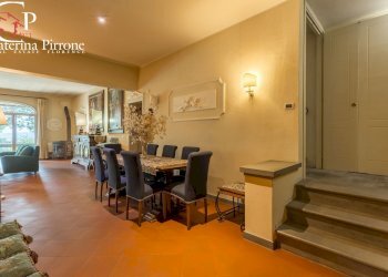 Settignano vendesi villa con giardino - Villa via de' Fancelli
 
10, Firenze - foto 24