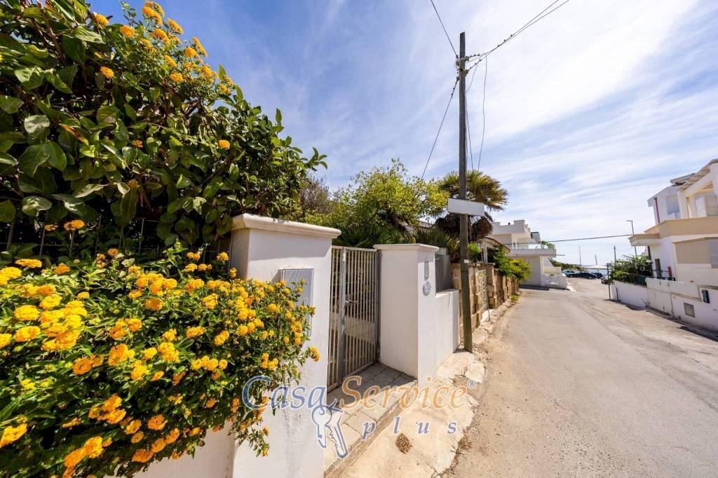 Facciata - Villa via Eroi del Mare, Ugento - foto 2