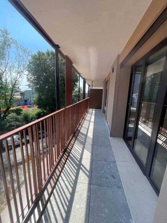 Balcone - Appartamento via Gaetano Sbodio, 41, Milano (zona Lambrate) - foto 3