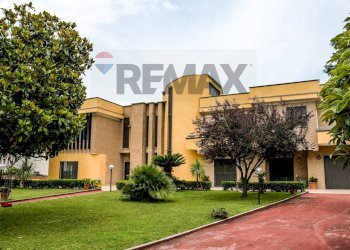 Edificio all\'aperto - Villa STRADA STATALE 6 CASILINA, San Pietro Infine - photo 4