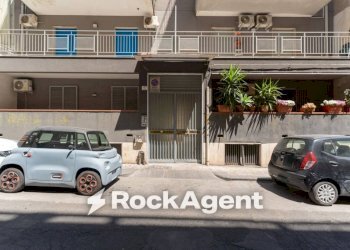 Facciata - Four-room apartment via Genova, 47, Catania - photo 40