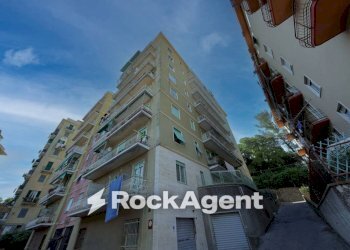 Facciata - Trilocale via Cesare Cabella, 22d, Genova (zona Castelletto) - foto 32
