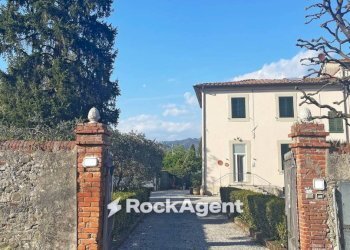 Facciata - Villa via dei Capannoresi, Lucca - photo 38