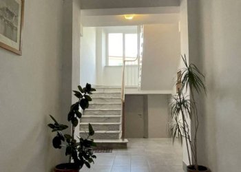 Interno palazzo - Appartamento via Brigata Garibaldi, 12, Livorno - foto 3