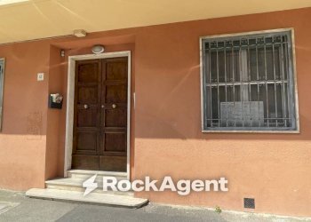 Facciata - Trilocale via Brigata Garibaldi, 12, Livorno - foto 1