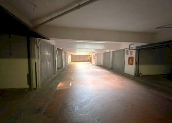 Four-room apartment corso Sempione, Milano - photo 23