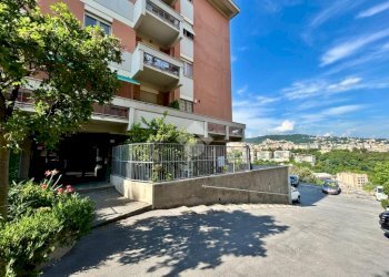 Appartamento Via Amedeo Pescio, Genova (zona San Teodoro) - foto 1