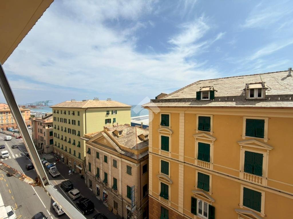 Four-room apartment Via camozzini, Genova (neighborhood Voltri) - photo 2