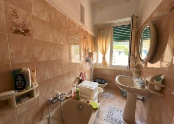 Quadrilocale Via camozzini, Genova (zona Voltri) - foto 15