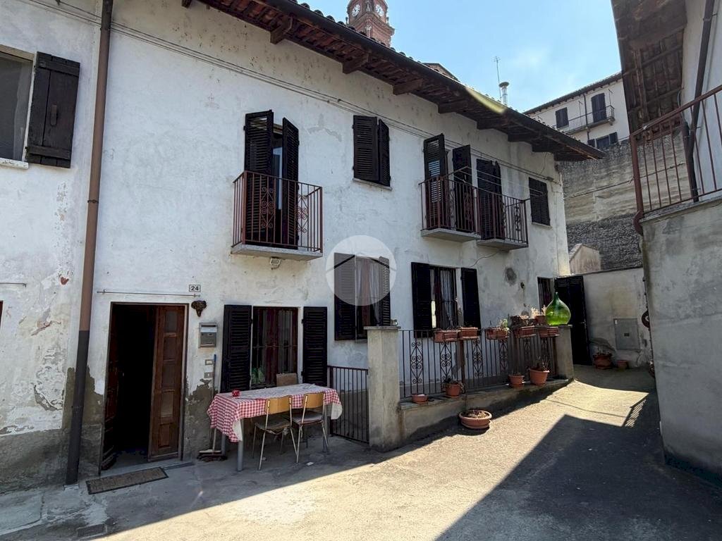 Semi-detached house Via Manzoni, Castell'Alfero - photo 1
