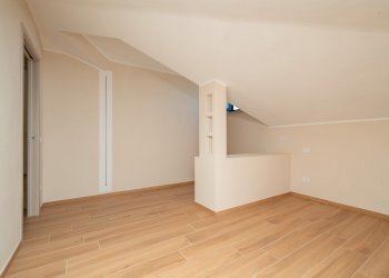Three-room apartment Viale Stazione, 22, Barge - photo 20