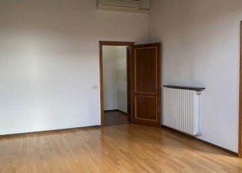 Appartamento Modena (zona Circoscrizione 1) - foto 18
