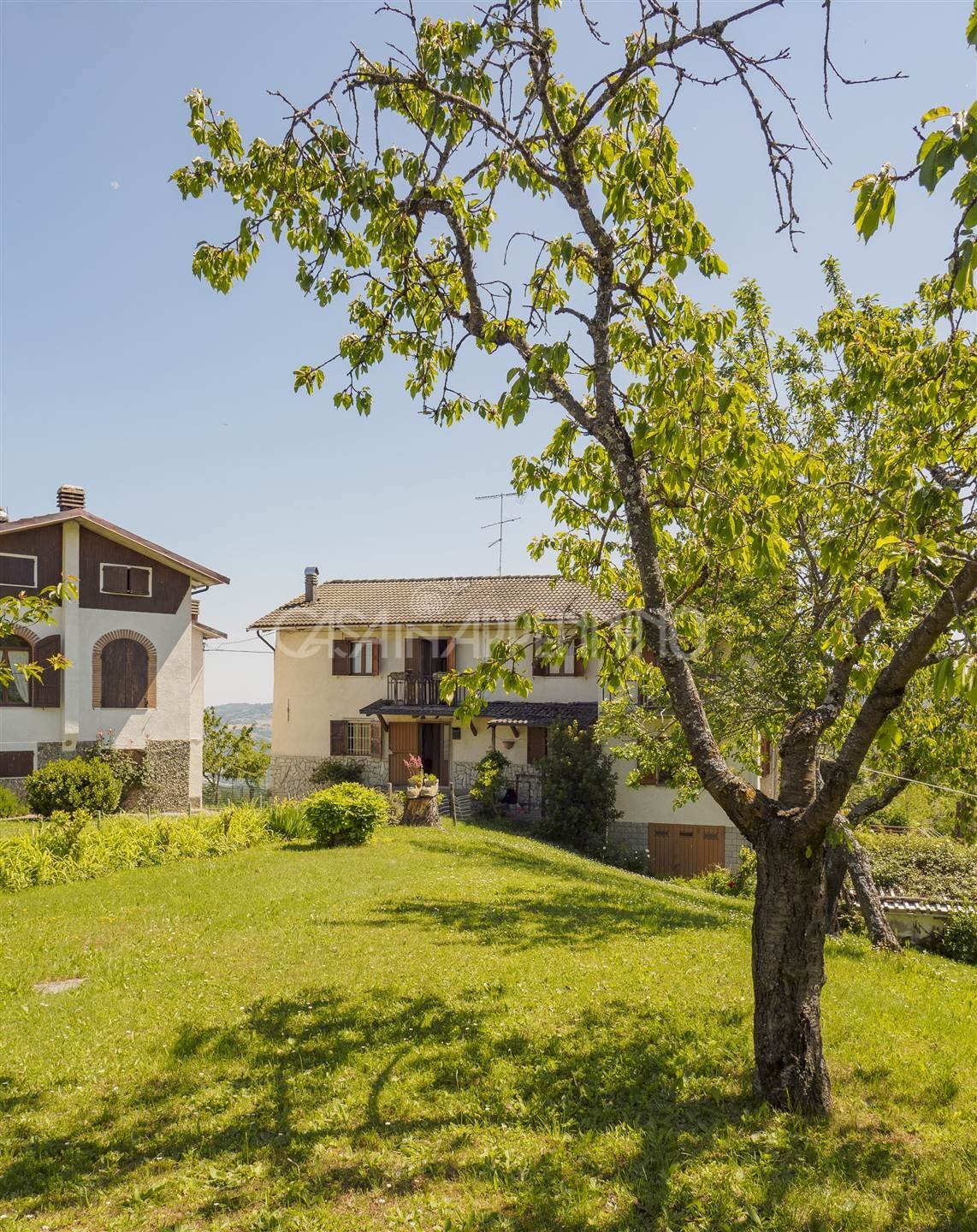 Casa semi indipendente Montefiorino - foto 2