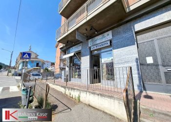 Foto 3 - Attività Commerciale via Circonvallazione, Gassino Torinese - foto 3