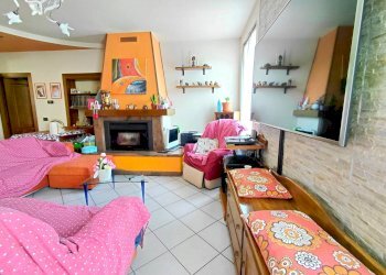 Foto 2 - Appartamento via giuseppe mazzini
 
15, Concesio - foto 2