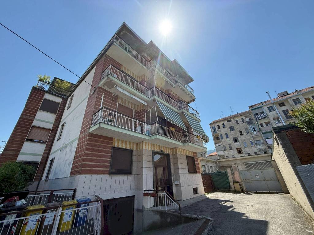 Three-room apartment San Mauro Torinese - photo 1
