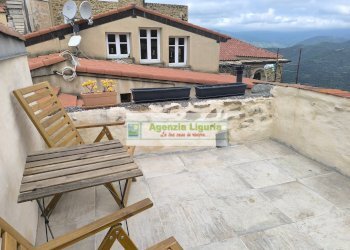 Foto 1 - Appartamento via poggiolino
 
4, Perinaldo - foto 1