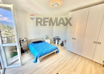 Camera / camera da letto - Three-room apartment Creva
 
93, Luino - photo 17