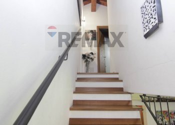 Scale - Appartamento via pravallo
 
7A, Lozza - foto 10