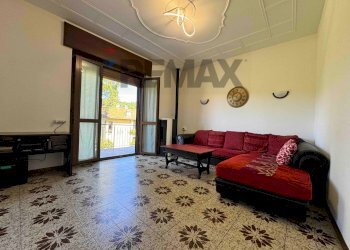 Soggiorno - Two-room apartment VIA ANTONIO MEUCCI
 
34, Daverio - photo 9
