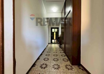 Hall / corridoio - Two-room apartment VIA ANTONIO MEUCCI
 
34, Daverio - photo 12