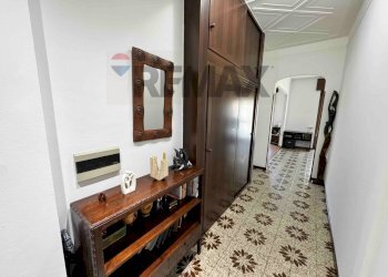 Hall / corridoio - Two-room apartment VIA ANTONIO MEUCCI
 
34, Daverio - photo 13