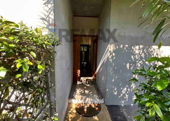 Hall / corridoio - Two-room apartment VIA ANTONIO MEUCCI
 
34, Daverio - photo 37