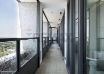 Hall / corridoio - Apartment Viale Giorgio Ribotta
 
21, Roma - photo 8
