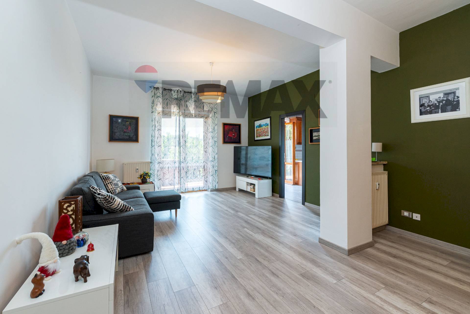 Soggiorno - Four-room apartment via Appia Nuova 7
 
7, Ariccia - photo 1