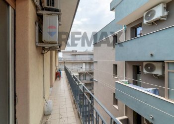 Balcone - Four-room apartment Via Luciano Scarabelli (ex Via Quieta)
 
6c, Catania - photo 12