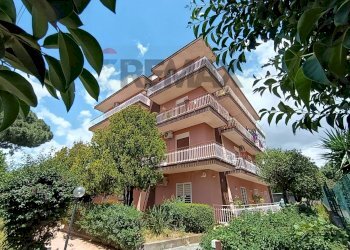 Edificio all\'aperto - Appartamento Via Giovanni Fattori
 
27, Gravina di Catania - foto 1
