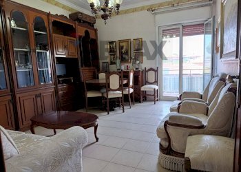 Sala da pranzo - Appartamento Via Giovanni Fattori
 
27, Gravina di Catania - foto 7