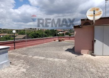 Terrazza - Appartamento Via Giovanni Fattori
 
27, Gravina di Catania - foto 16