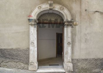 Edificio all\'aperto - Casa indipendente Via Diodorea
 
30, Agira - foto 2