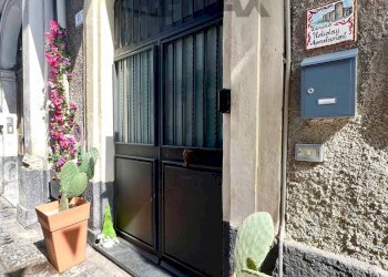 Edificio all\'aperto - Appartamento Via Naumachia
 
55, Catania - foto 11
