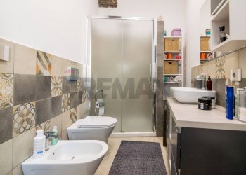 Bagno - Casa semi indipendente Via Vittorio Emanuele II
 
153, Acireale - foto 13