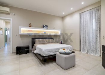 Camera / camera da letto - Casa semi indipendente Via Vittorio Emanuele II
 
153, Acireale - foto 23