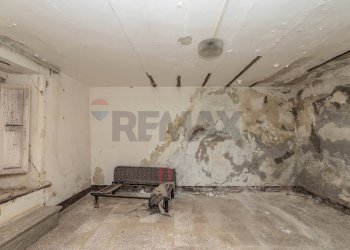 Stanza vuota - Casa semi indipendente Via Calì
 
54-58, Caltagirone - foto 1