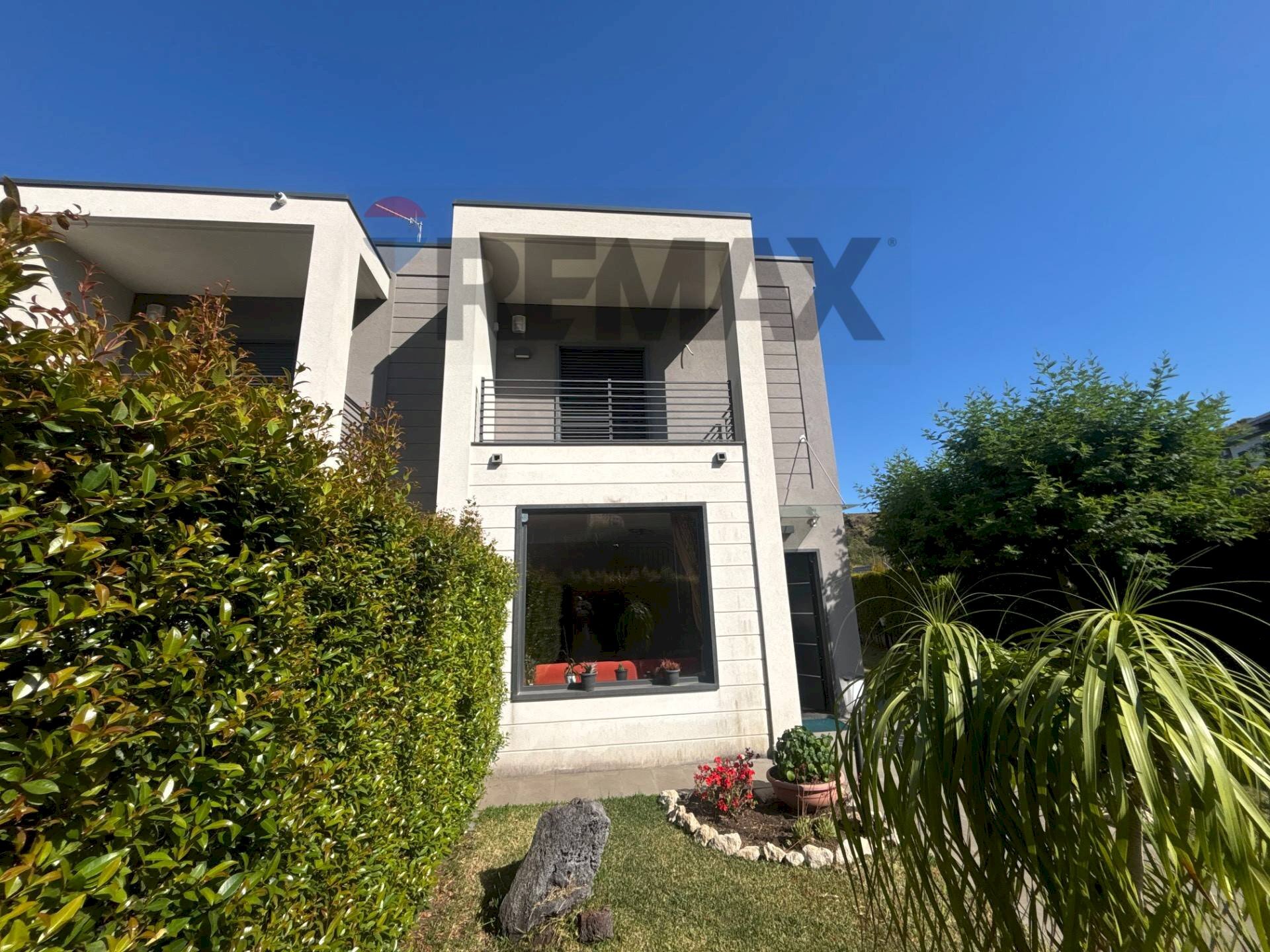 Casa all\'aperto - Villa a Schiera Via Vittorio Emanuele
2, Zafferana Etnea - foto 2