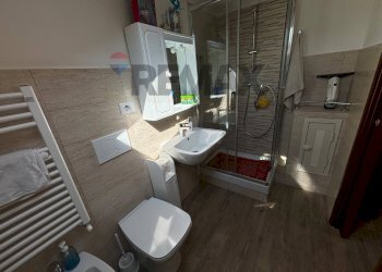 Bagno - Villa a Schiera Via Vittorio Emanuele
 
2, Zafferana Etnea - foto 9