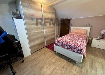 Camera / camera da letto - Villa a Schiera Via Vittorio Emanuele
 
2, Zafferana Etnea - foto 11