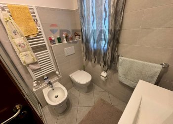 Bagno - Villa a Schiera Via Vittorio Emanuele
 
2, Zafferana Etnea - foto 18