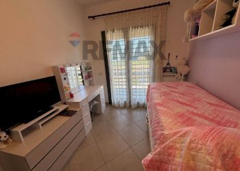 Camera / camera da letto - Villa a Schiera Via Vittorio Emanuele
 
2, Zafferana Etnea - foto 23