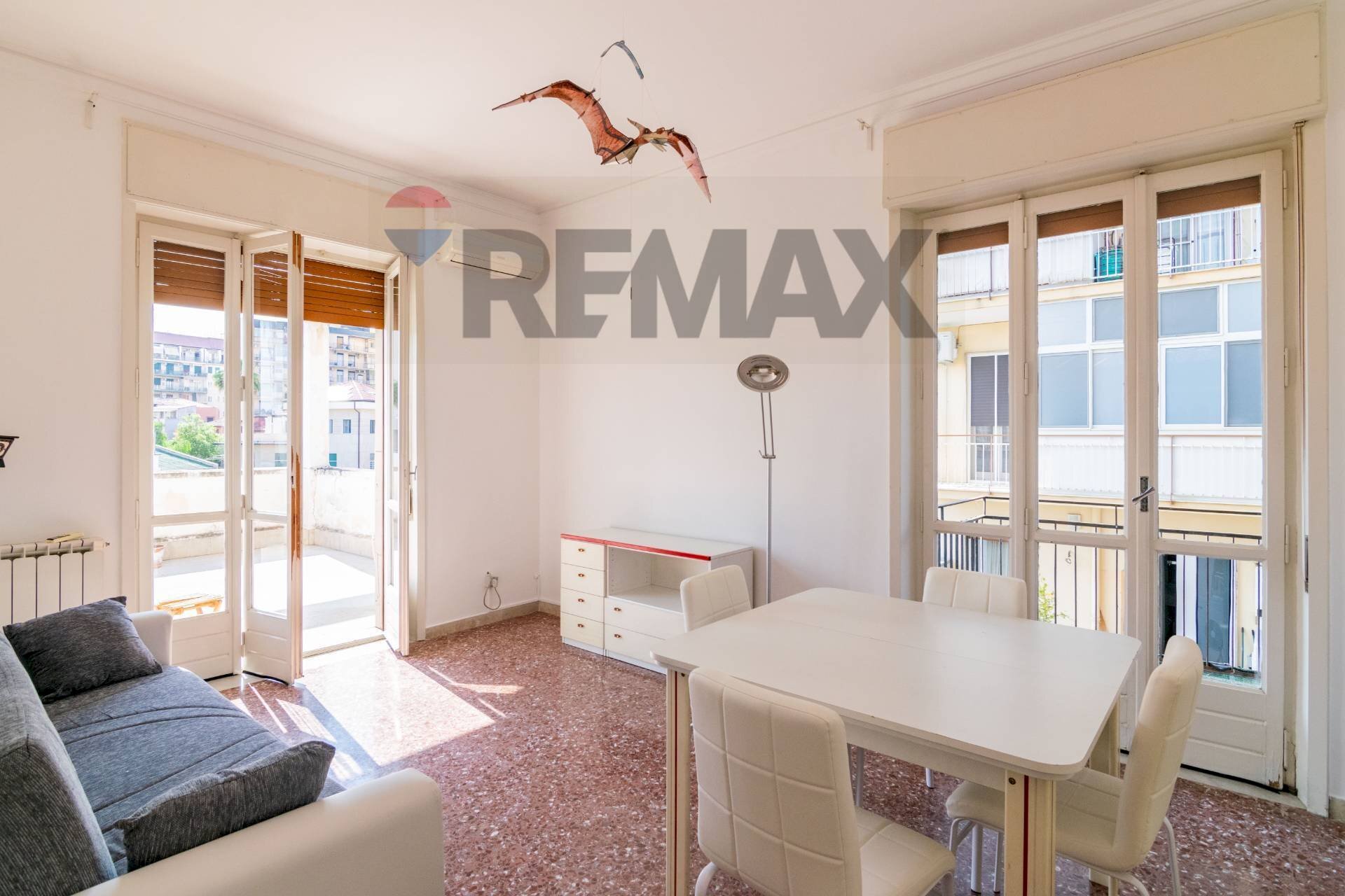 Sala da pranzo - Four-room apartment Via Ipogeo
 
6, Catania - photo 1