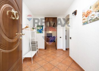 Hall / corridoio - Casa semi indipendente Via Orsa Minore
 
2, Cassina de' Pecchi - foto 8