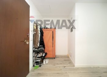 Hall / corridoio - Three-room apartment Via Cimabue
 
1, Pioltello - photo 3