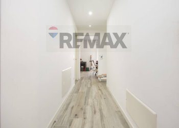 Hall / corridoio - Three-room apartment Via Cimabue
 
1, Pioltello - photo 4