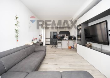 Soggiorno - Three-room apartment Via Cimabue
 
1, Pioltello - photo 12